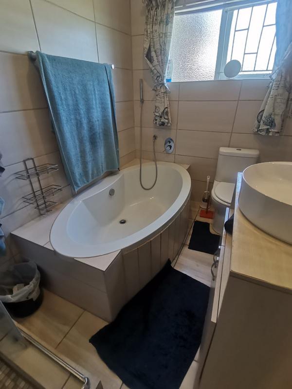3 Bedroom Property for Sale in Gouritsmond Western Cape
